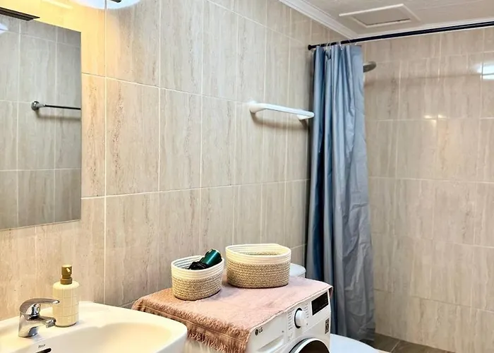 Sun Ventura דירה